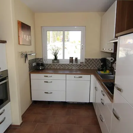 Ferienhaus Sonnentraeumer * Sellin (Rugen)